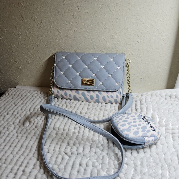 LUV Betsey By Betsey Johnson Small Crossbody Bag w/ Coinpurse - Picture 2 of 8